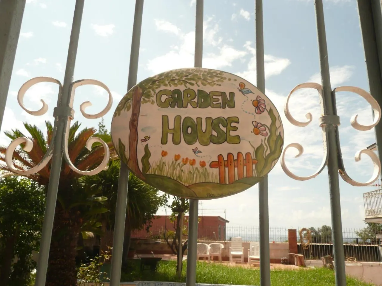 Bed & Breakfast Bed and Breakfast Garden House Ercolano Italia